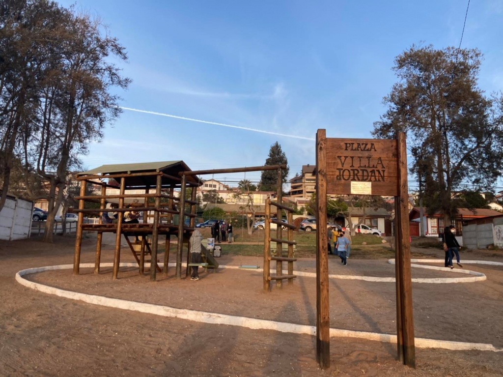 Inauguran dos obras comunitarias en sector La Pampa de La Serena