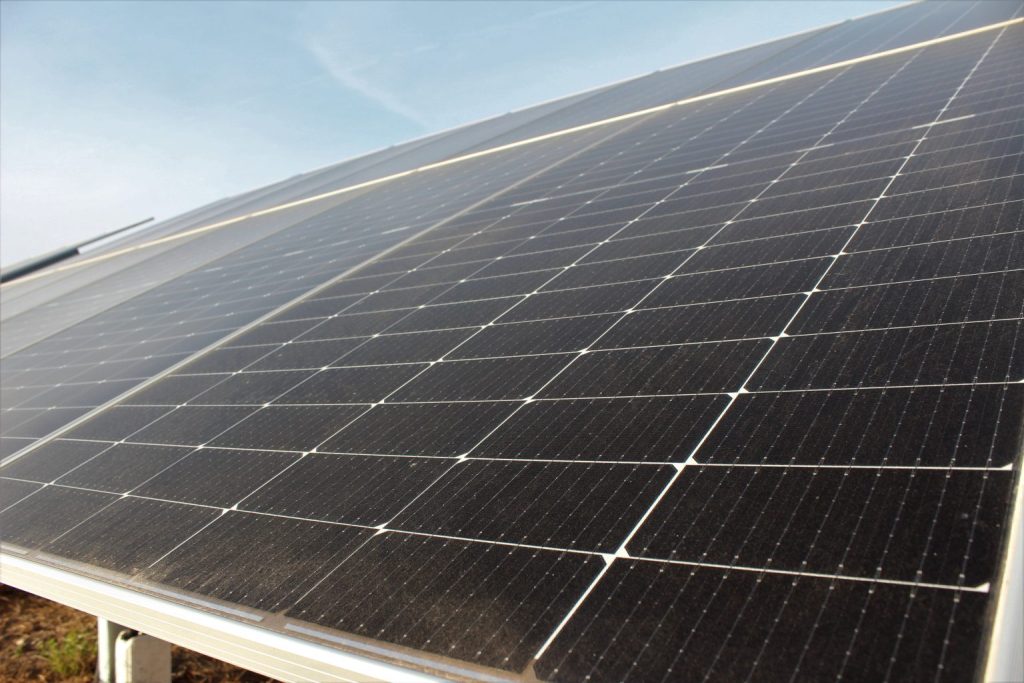 Aprueban declaración ambiental de parque fotovoltaico de 9 millones de dólares