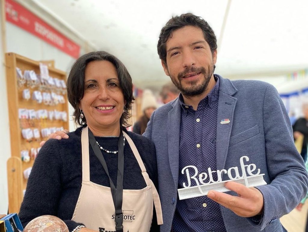 Artesana orfebre andacollina busca revitalizar el oficio a través de clases para personas con capacidades diferentes