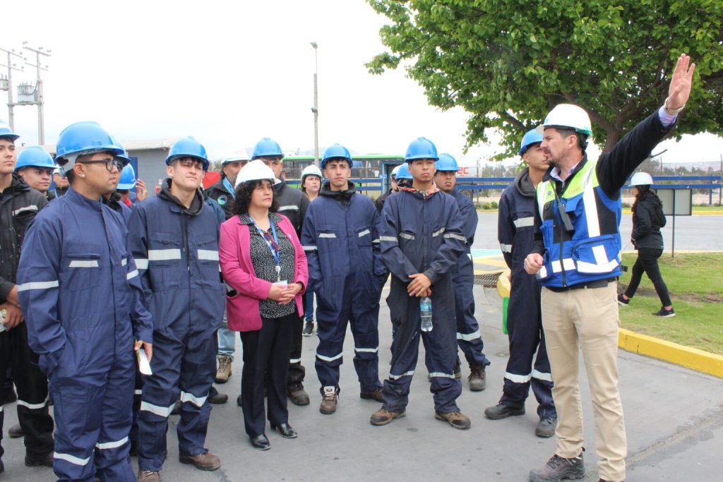 Seremi de Energía se interioriza de operaciones del terminal marítimo COMAP de Guayacán