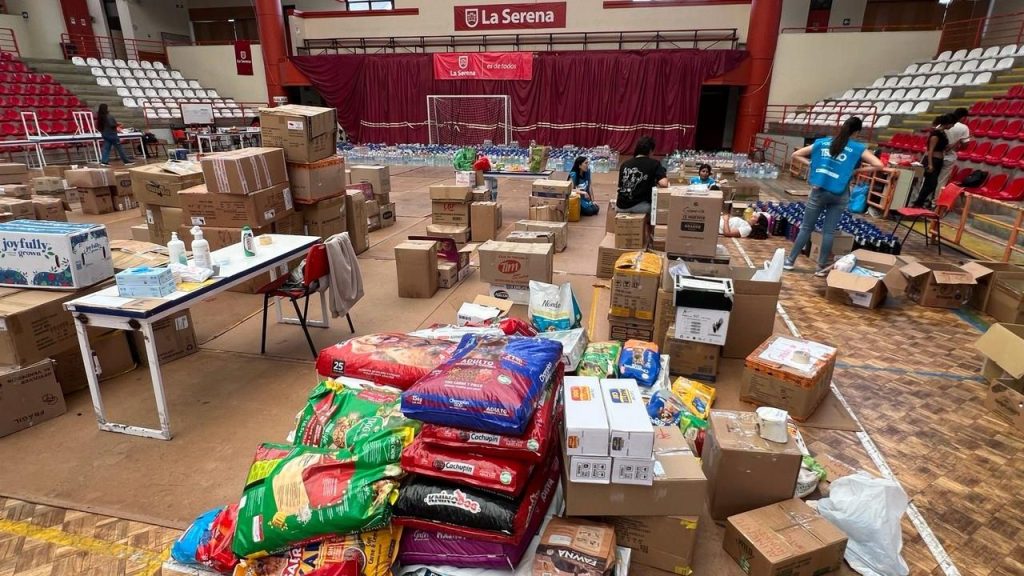 Coquimbo envía camiones con ayuda a la Región de Valparaíso Coquimbo envía camiones con ayuda a la Región de Valparaíso