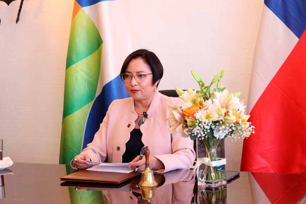 Suspenden a gobernadora de Coquimbo por mal uso de vehículo fiscal