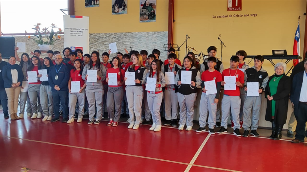 Cerca de mil estudiantes de Coquimbo se certifican como monitores de seguridad minera
