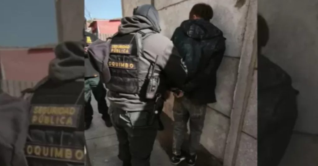 Feria de Baquedano: arrestan a acusado de sustraer billetera con $450 mil