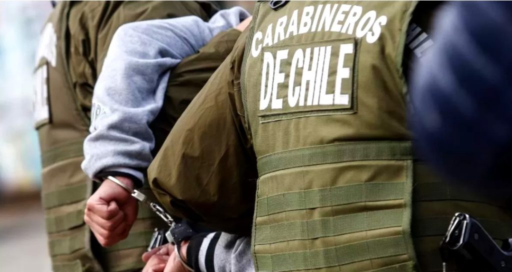 La Serena: Le roban teléfono a paramédico mientras auxiliaba a una persona lesionada