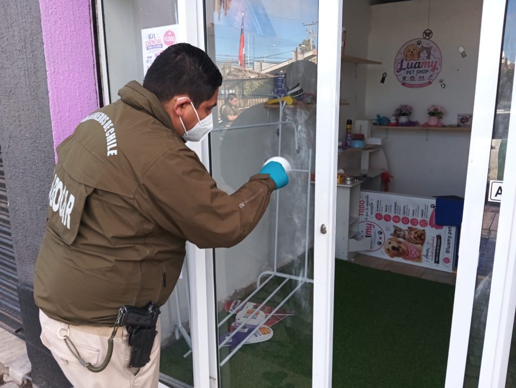 Investigan dos robos a locales comerciales en La Serena: botín en joyería supera los $11 millones