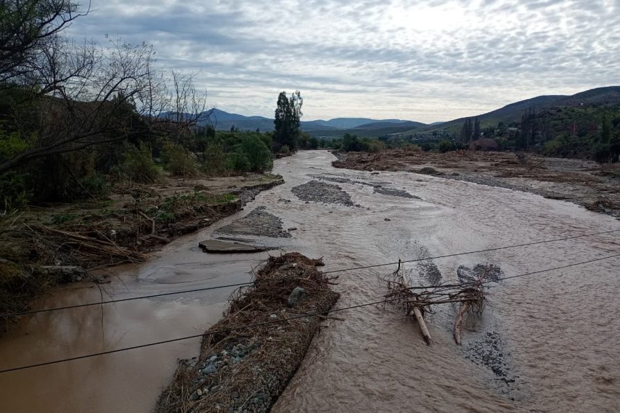 Gobierno avanza en coordinación regional para recuperar cauces y proteger infraestructura de riego tras las lluvias