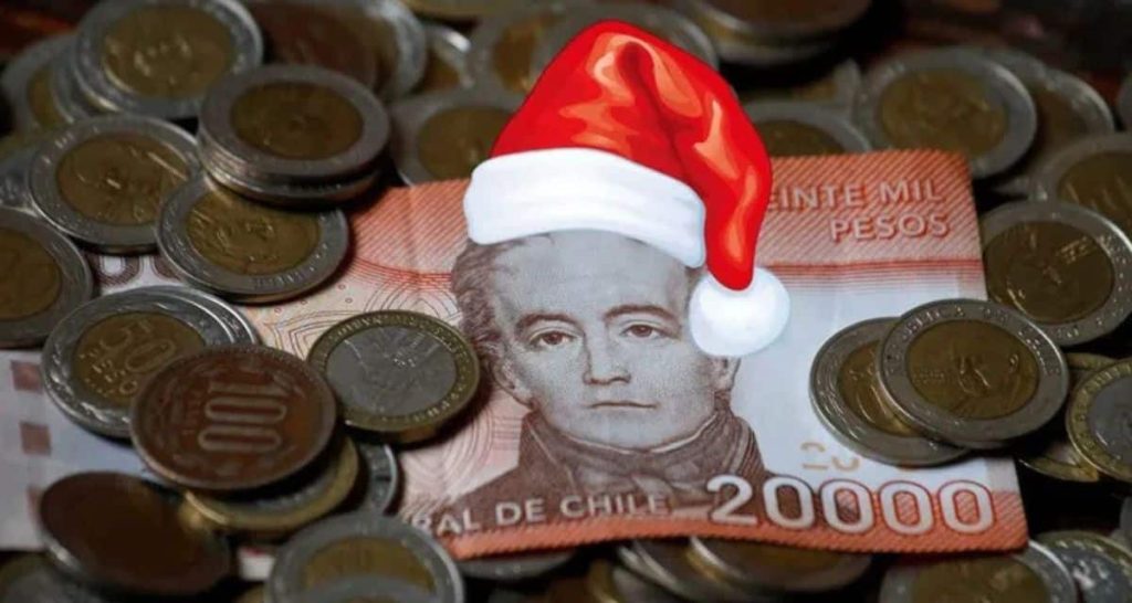Más dinero para pensionados en diciembre: revisa montos del aguinaldo de Navidad